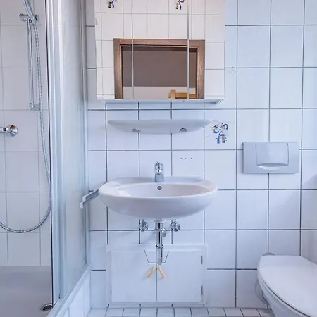Ferienwohnpark Satteldachhaus Typ 10 Sds 125 Holiday home Immenstaad am Bodensee